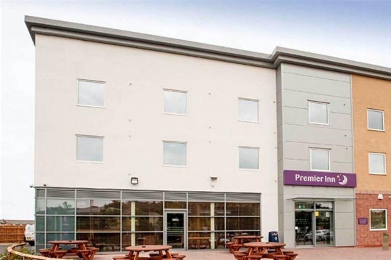 Premier Inn Dudley Town Centre Екстериор снимка