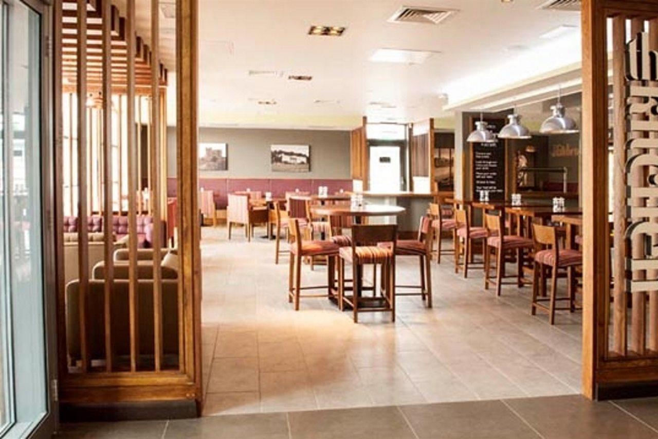 Premier Inn Dudley Town Centre Екстериор снимка